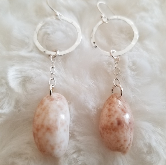 Seashell Earrings - Picture 2 of 2